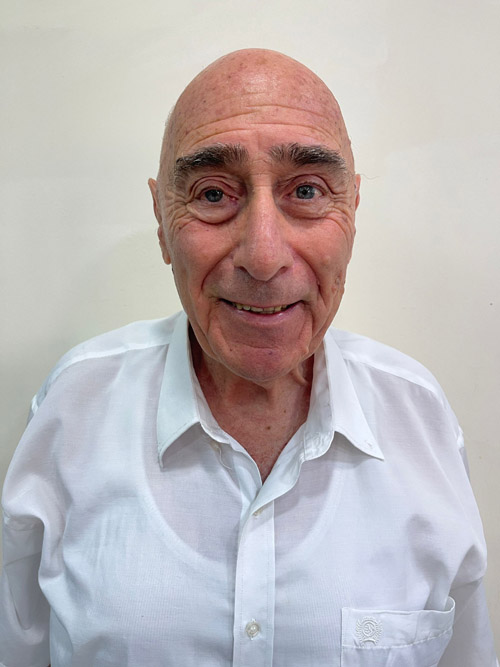 יוסי אזרי חבר ועד העדה היהודית הספרדית חיפה, יו"ר מרכז היום בבית הספרדי חבר הנהלת הפדרציה הספרדית העולמית חבר בוועדת הביקורת